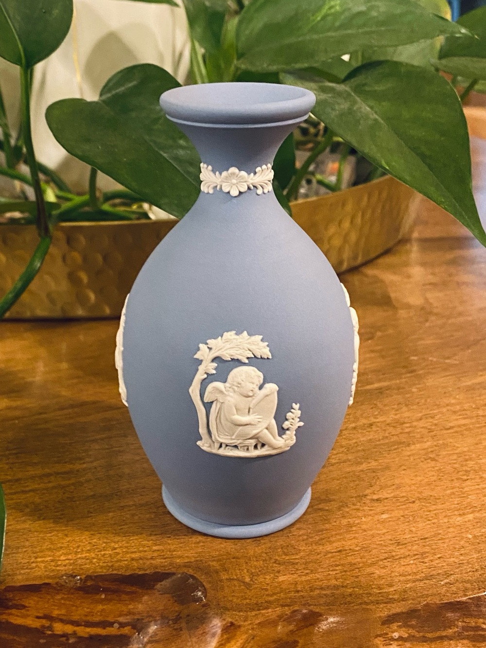 Vtg Wedgwood Blue Jasperware Cherub Man Wiman Bud Vase Neoclassical England